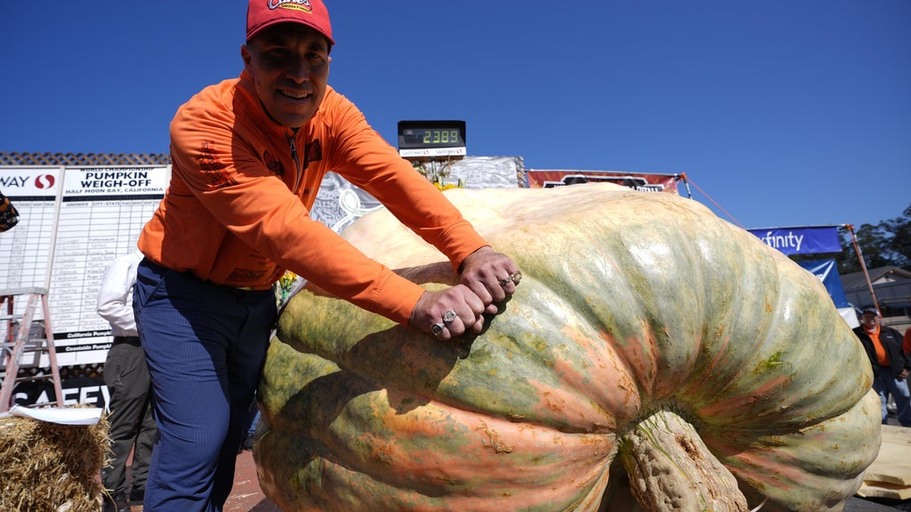 Anoka County pumpkin grower wins California title for 5th time in 7 years — WCCO / CBS Minnesota, Fort Worth Arts news
