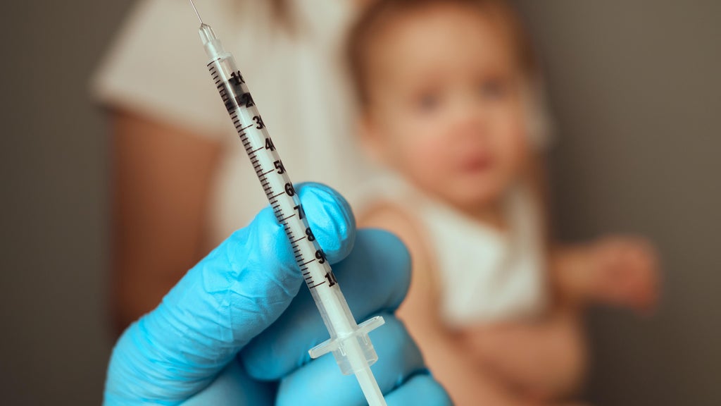 Family physicians ask administrative court to halt Florida's plan to end 4 school vaccines — CBS Miami, Fort Worth Health news