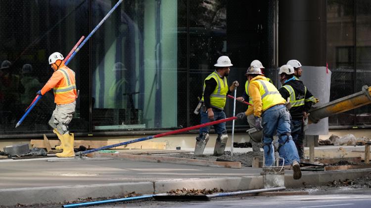 US unemployment claims fall to 194K, lowest since July — First Coast News Life JAX, Fort Worth Community news