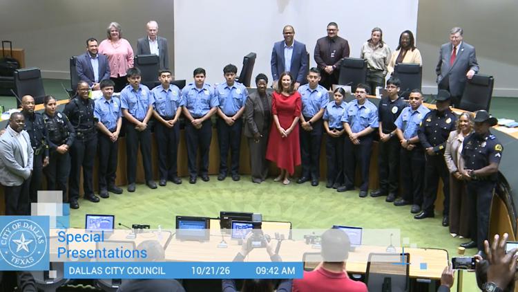Council member 'surprised' to see Dallas Police spokesperson at city meeting while under criminal investigation — WFAA (Dallas-Fort Worth), Fort Worth Community news